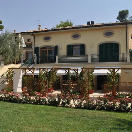 Alloggio per agriturismo La Limonaia Mondavio